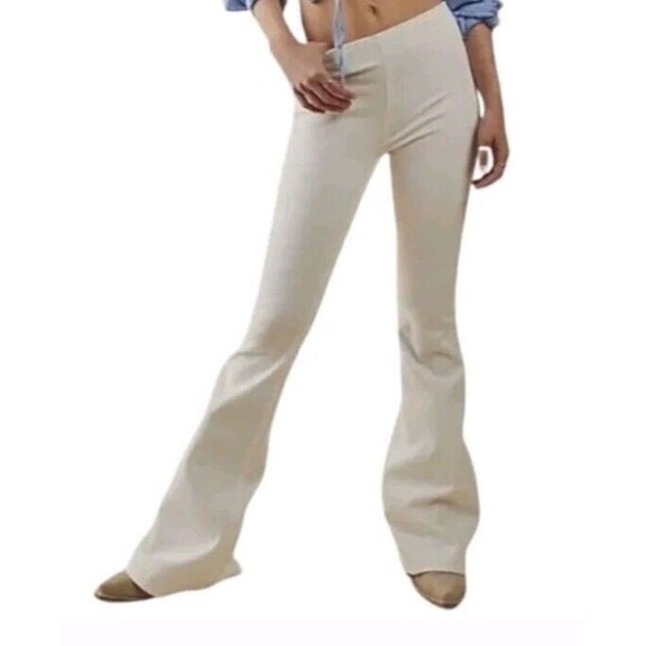 Free People Penny Pull On Flare Jeans Ivory White Stretch 31 - Picture 9 of 9